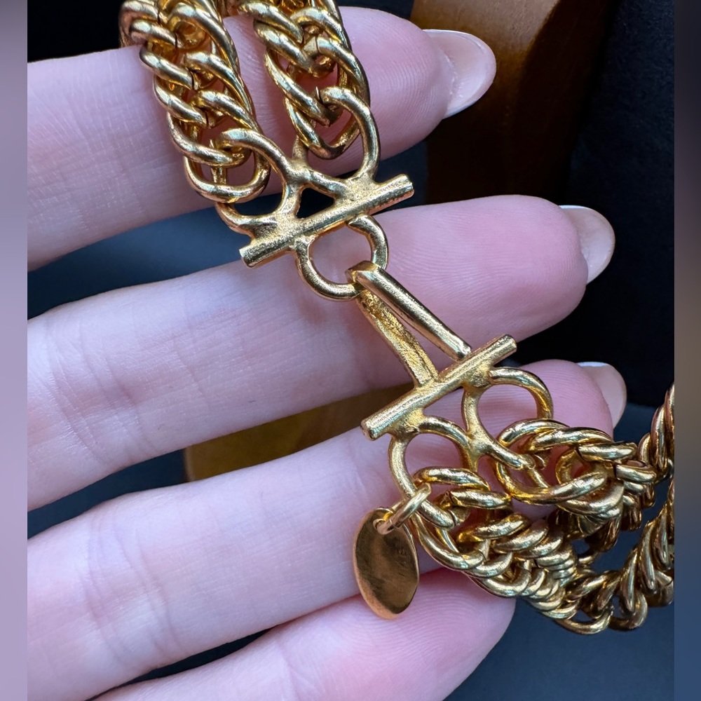 ‼️FINAL PRICE‼️ LOT 969 24K gold plated Chanel double strand vintage lion - Picture 8 of 14